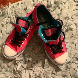 LAST CHANCE Hot Pink and blue Converse All Star Sz 7 shoes